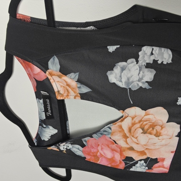 FANTAIST Floral Sleeveless Dress - Black and Multi Size Medium - Picture 8 of 16